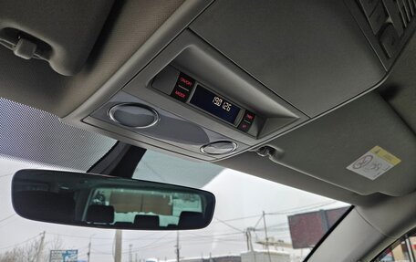 Volkswagen Multivan T6 рестайлинг, 2017 год, 4 500 000 рублей, 9 фотография