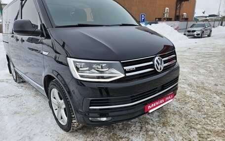 Volkswagen Multivan T6 рестайлинг, 2017 год, 4 500 000 рублей, 13 фотография
