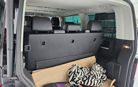 Volkswagen Multivan T6 рестайлинг, 2017 год, 4 500 000 рублей, 20 фотография