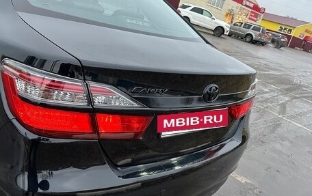 Toyota Camry, 2017 год, 2 100 000 рублей, 10 фотография