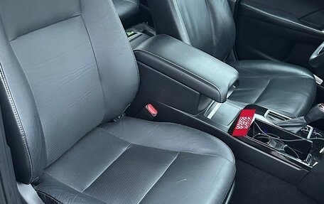 Toyota Camry, 2017 год, 2 100 000 рублей, 11 фотография