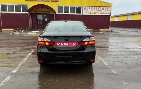 Toyota Camry, 2017 год, 2 100 000 рублей, 3 фотография