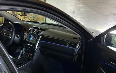 Toyota Camry, 2017 год, 2 100 000 рублей, 15 фотография