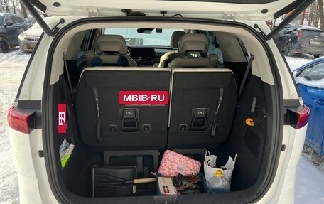 KIA Carnival, 2021 год, 4 990 000 рублей, 21 фотография