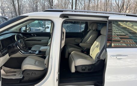 KIA Carnival, 2021 год, 4 990 000 рублей, 34 фотография