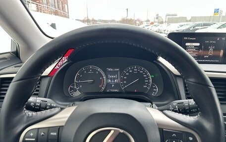 Lexus RX IV рестайлинг, 2017 год, 3 870 000 рублей, 9 фотография