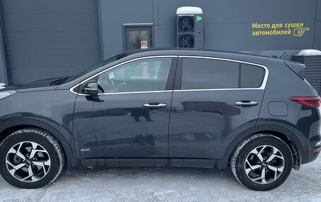 KIA Sportage IV рестайлинг, 2020 год, 2 599 000 рублей, 3 фотография