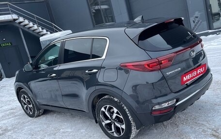 KIA Sportage IV рестайлинг, 2020 год, 2 599 000 рублей, 4 фотография
