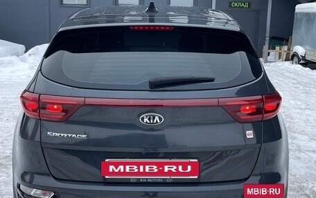 KIA Sportage IV рестайлинг, 2020 год, 2 599 000 рублей, 6 фотография