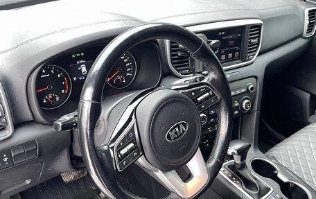 KIA Sportage IV рестайлинг, 2020 год, 2 599 000 рублей, 13 фотография