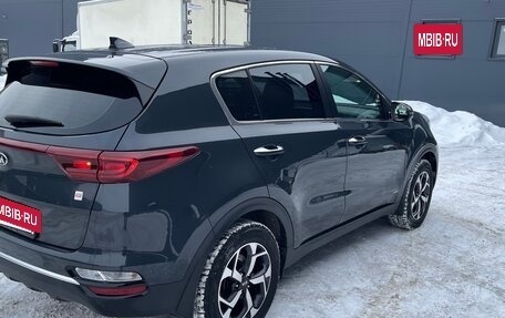 KIA Sportage IV рестайлинг, 2020 год, 2 599 000 рублей, 9 фотография