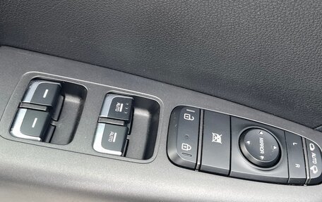 KIA Sportage IV рестайлинг, 2020 год, 2 599 000 рублей, 23 фотография