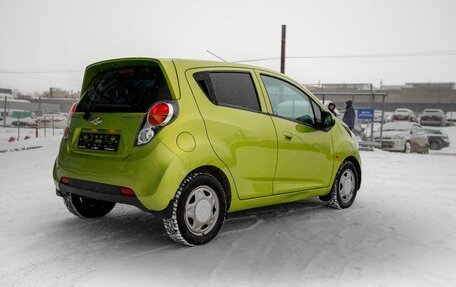 Chevrolet Spark III, 2012 год, 585 000 рублей, 5 фотография