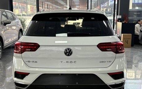 Volkswagen T-Roc I, 2021 год, 1 960 000 рублей, 4 фотография