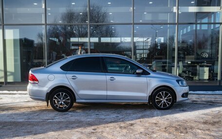 Volkswagen Polo VI (EU Market), 2012 год, 800 000 рублей, 8 фотография