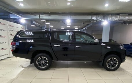 Mitsubishi L200 IV рестайлинг, 2019 год, 2 390 000 рублей, 5 фотография