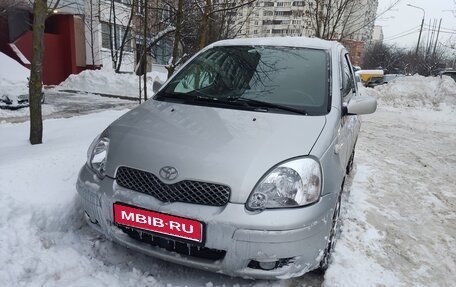 Toyota Yaris I рестайлинг, 2005 год, 700 000 рублей, 1 фотография