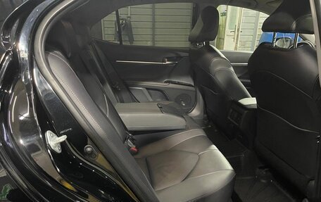 Toyota Camry, 2020 год, 3 550 000 рублей, 13 фотография