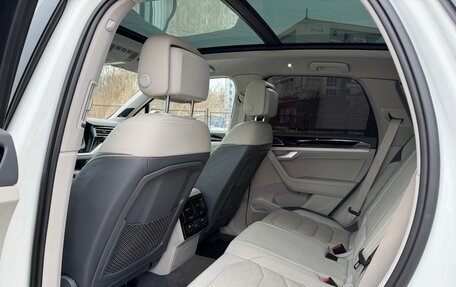 Volkswagen Touareg III, 2020 год, 5 450 000 рублей, 18 фотография