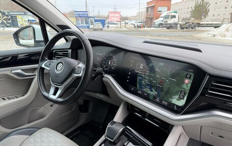 Volkswagen Touareg III, 2020 год, 5 450 000 рублей, 25 фотография