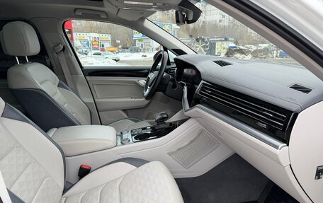 Volkswagen Touareg III, 2020 год, 5 450 000 рублей, 24 фотография