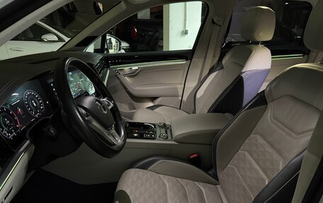 Volkswagen Touareg III, 2020 год, 5 450 000 рублей, 30 фотография