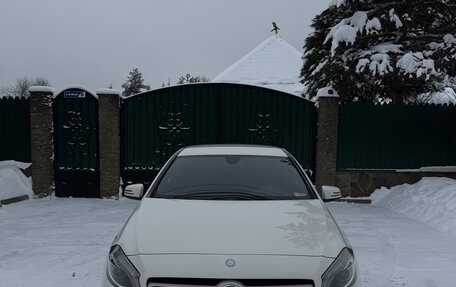 Mercedes-Benz A-Класс, 2014 год, 1 270 000 рублей, 10 фотография