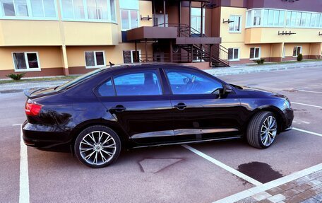 Volkswagen Jetta VI, 2015 год, 909 000 рублей, 3 фотография