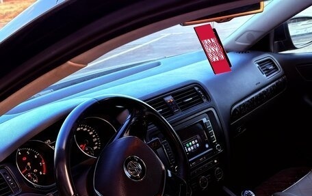 Volkswagen Jetta VI, 2015 год, 909 000 рублей, 4 фотография