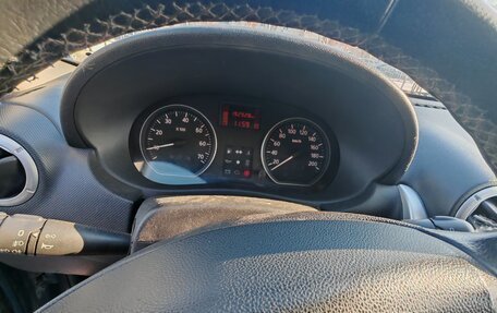 Renault Sandero I, 2013 год, 600 000 рублей, 6 фотография