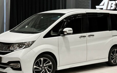 Honda Stepwgn IV, 2016 год, 2 100 000 рублей, 2 фотография