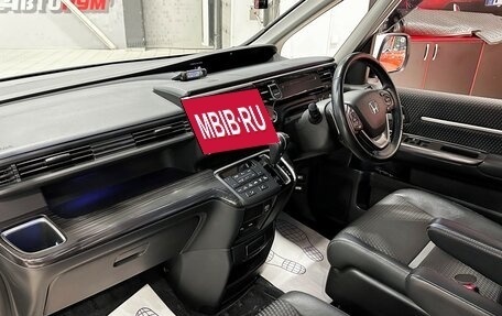 Honda Stepwgn IV, 2016 год, 2 100 000 рублей, 18 фотография