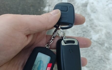 Toyota Yaris I рестайлинг, 2005 год, 700 000 рублей, 14 фотография