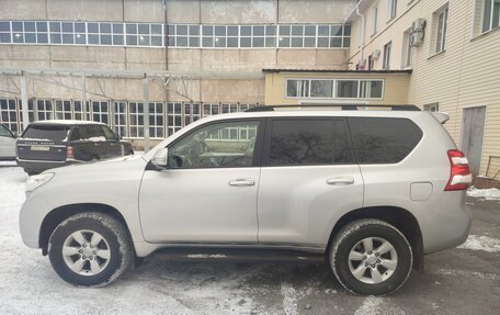 Toyota Land Cruiser Prado 150 рестайлинг 2, 2013 год, 2 800 000 рублей, 3 фотография