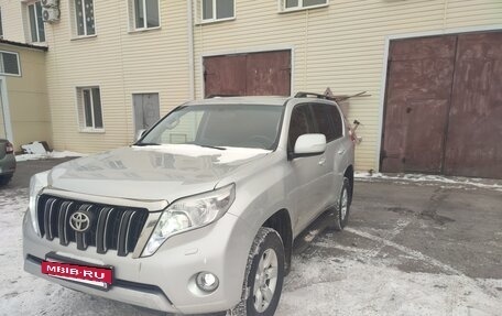 Toyota Land Cruiser Prado 150 рестайлинг 2, 2013 год, 2 800 000 рублей, 2 фотография