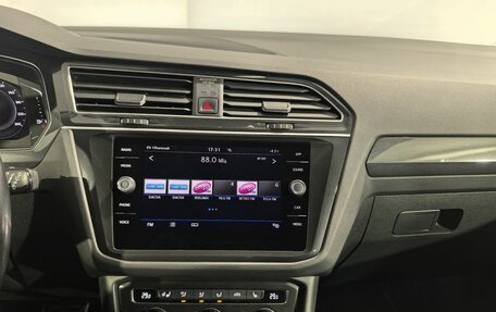 Volkswagen Tiguan II, 2020 год, 2 699 000 рублей, 19 фотография