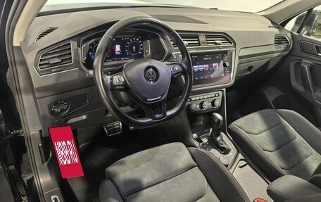 Volkswagen Tiguan II, 2020 год, 2 699 000 рублей, 11 фотография