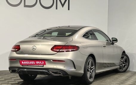Mercedes-Benz C-Класс, 2019 год, 3 990 000 рублей, 2 фотография