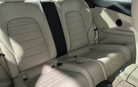 Mercedes-Benz C-Класс, 2019 год, 3 990 000 рублей, 15 фотография