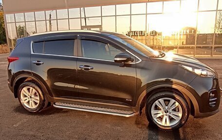 KIA Sportage IV рестайлинг, 2017 год, 1 900 000 рублей, 2 фотография