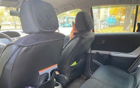 Toyota Yaris III рестайлинг, 2007 год, 550 000 рублей, 9 фотография