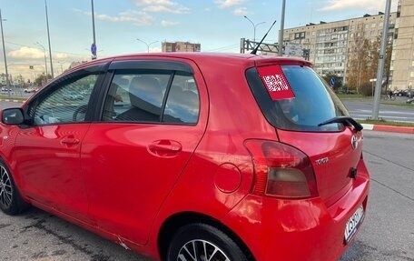 Toyota Yaris III рестайлинг, 2007 год, 550 000 рублей, 2 фотография