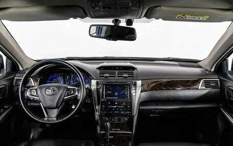 Toyota Camry, 2015 год, 1 599 000 рублей, 11 фотография