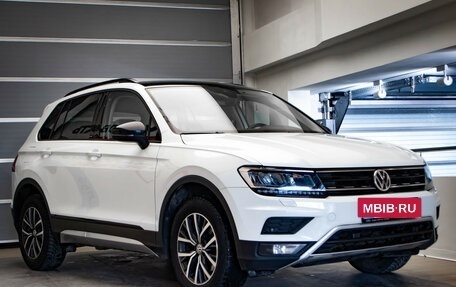 Volkswagen Tiguan II, 2019 год, 2 595 000 рублей, 3 фотография
