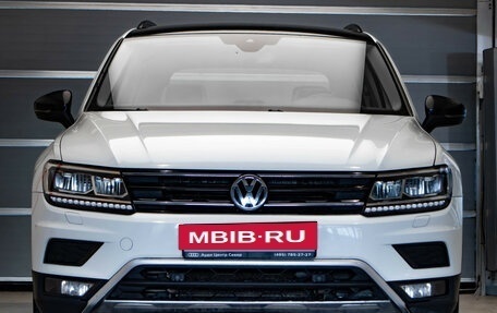 Volkswagen Tiguan II, 2019 год, 2 595 000 рублей, 2 фотография