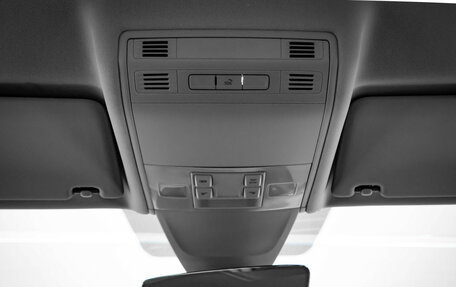 Volkswagen Tiguan II, 2019 год, 2 595 000 рублей, 23 фотография