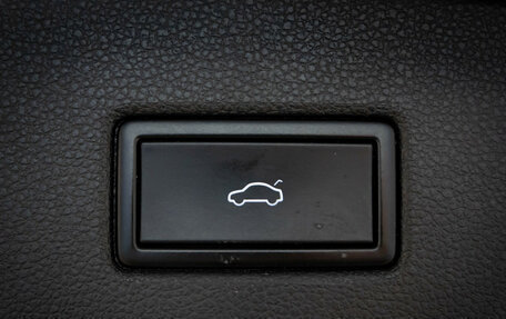 Volkswagen Tiguan II, 2019 год, 2 595 000 рублей, 34 фотография