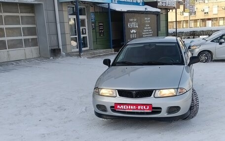 Mitsubishi Carisma I, 2003 год, 285 000 рублей, 1 фотография