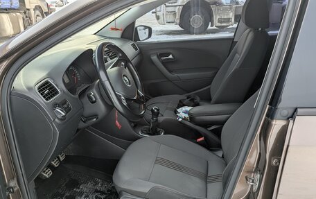 Volkswagen Polo VI (EU Market), 2017 год, 950 000 рублей, 5 фотография