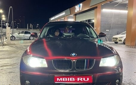 BMW 1 серия, 2009 год, 720 000 рублей, 1 фотография